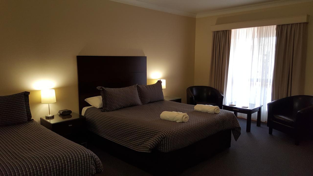 Gateway Motor Inn - Self Check-In Broken Hill Kültér fotó